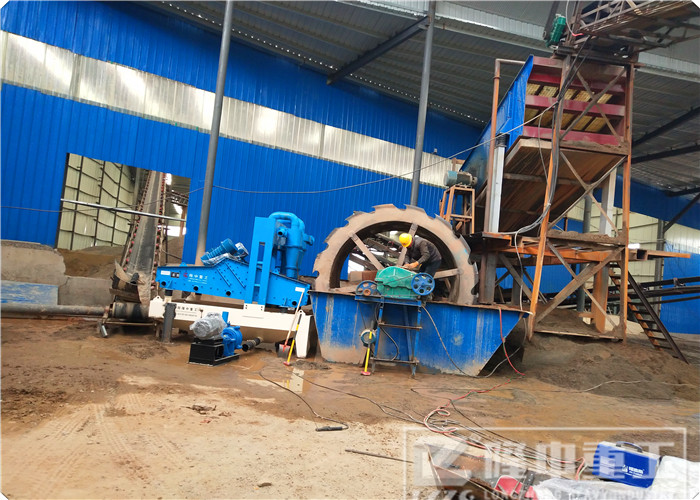 制砂洗沙生產(chǎn)線現(xiàn)場(chǎng)圖片16 - 副本 (2).jpg